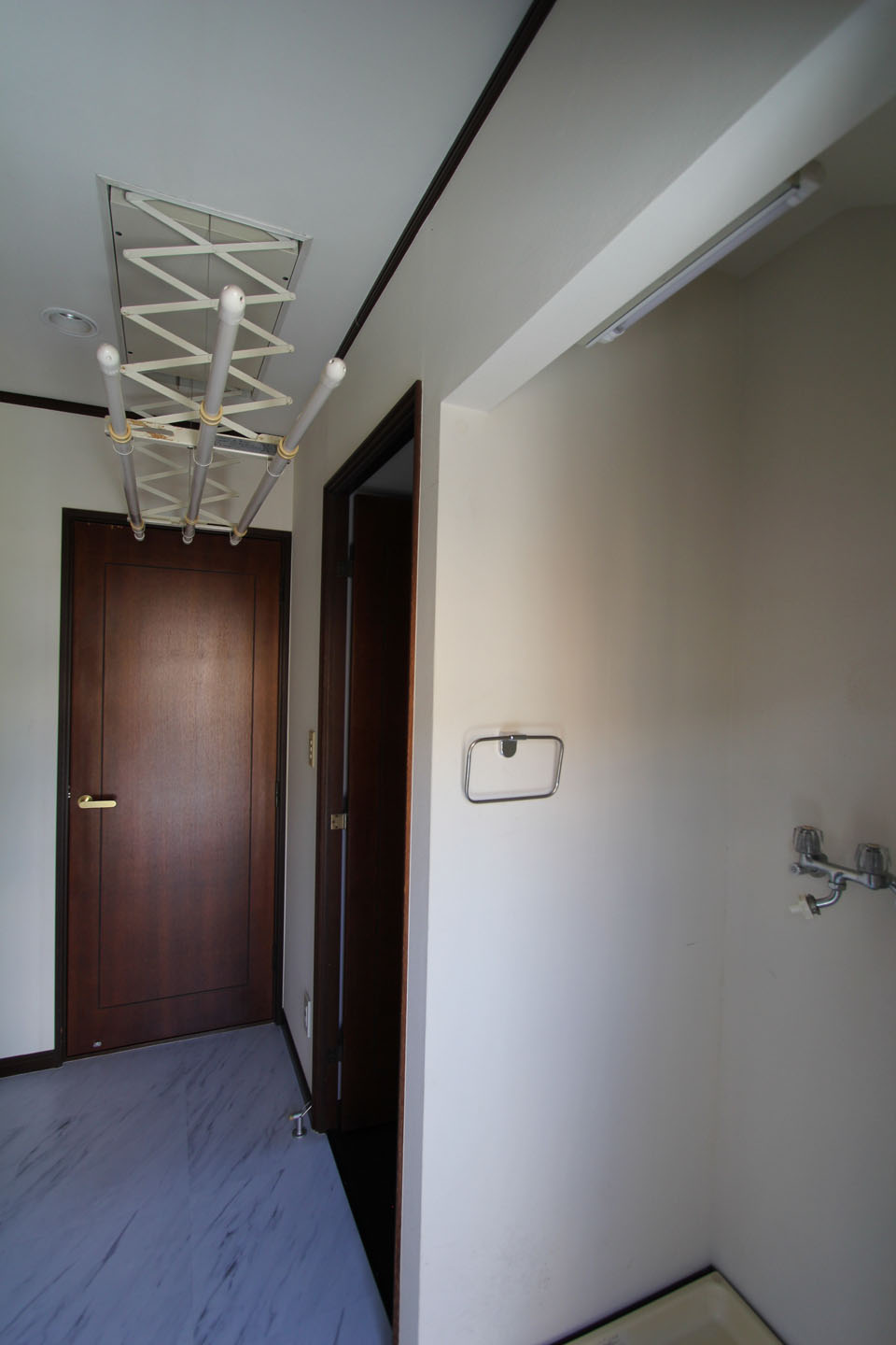 洗濯機置場&室内物干し 洗濯機置場&室内物干し