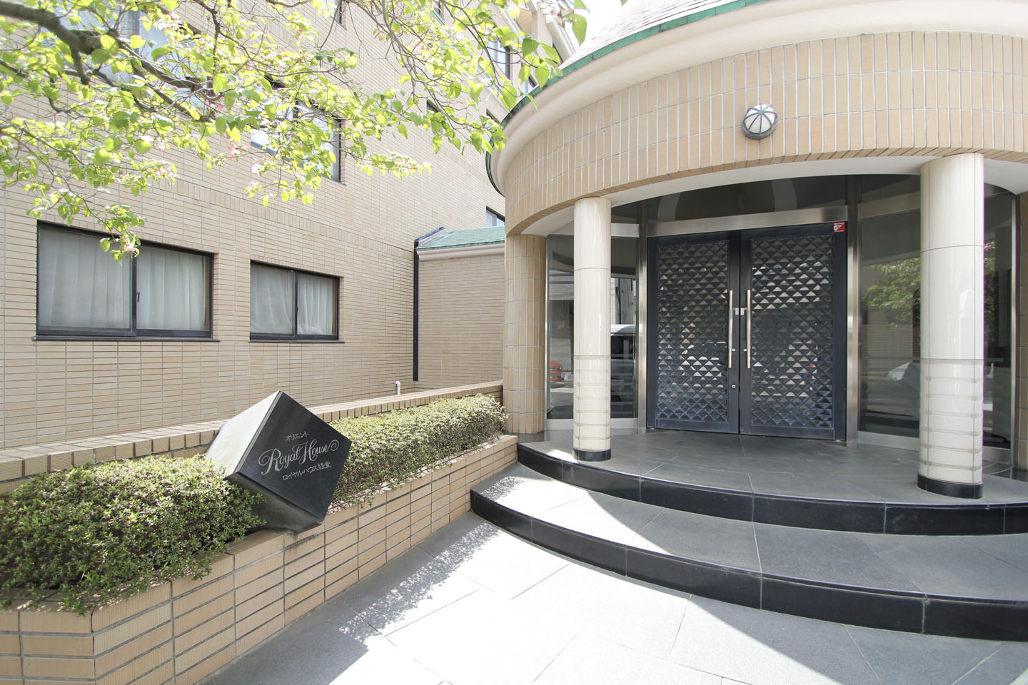 エントランス エントランス